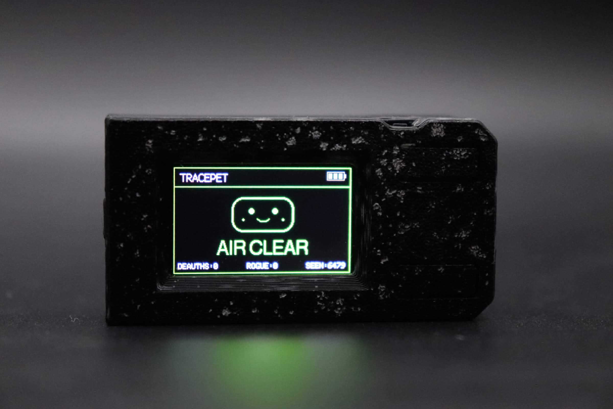Black TracePet showing Air Clear