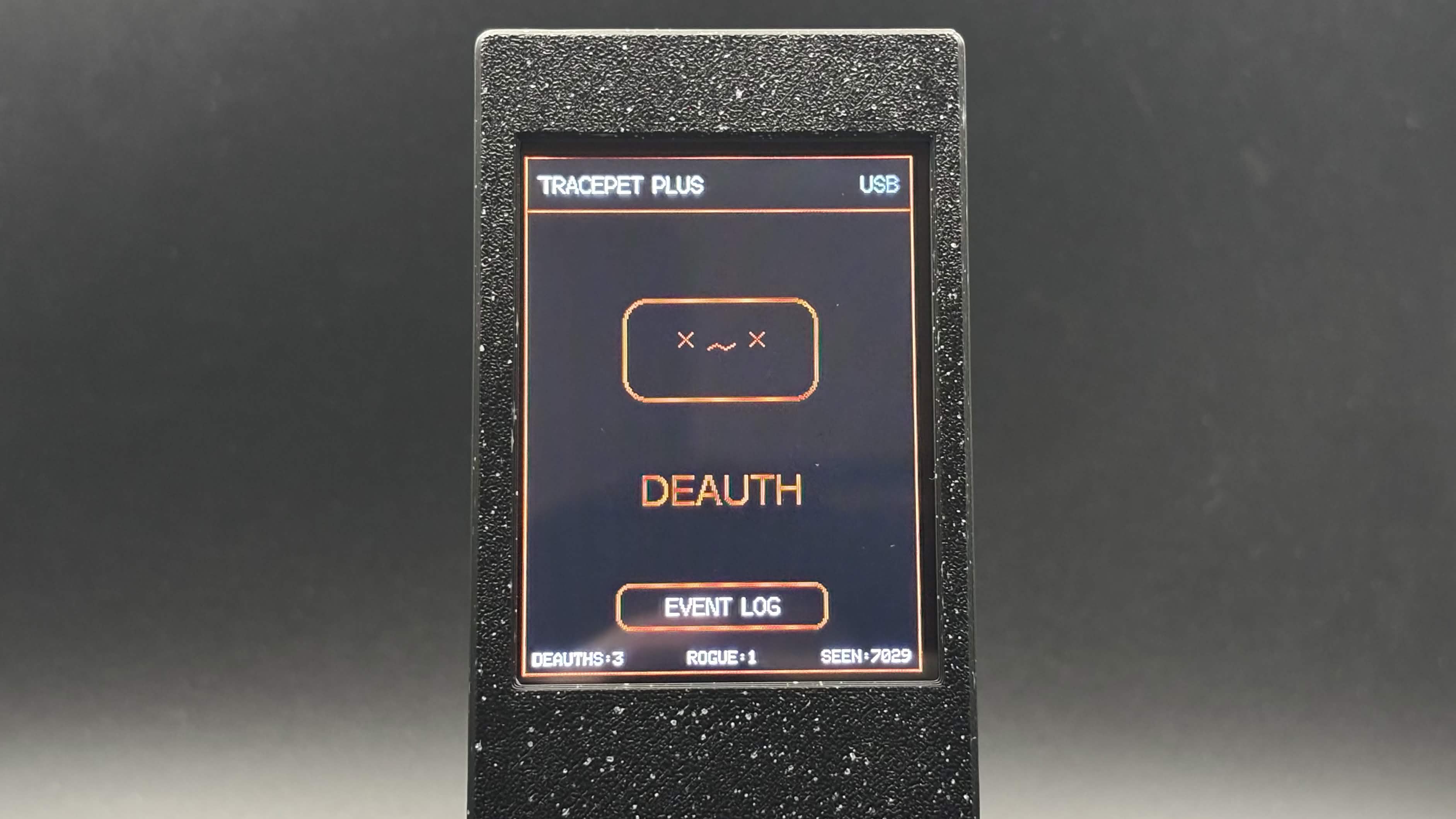 TracePet Plus displaying the orange Deauth alert